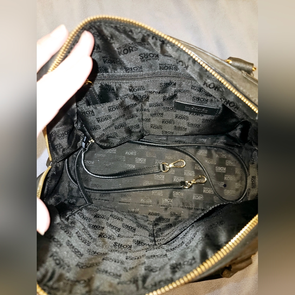 Michael Kors bowling bag style purse - Picture 7 of 7